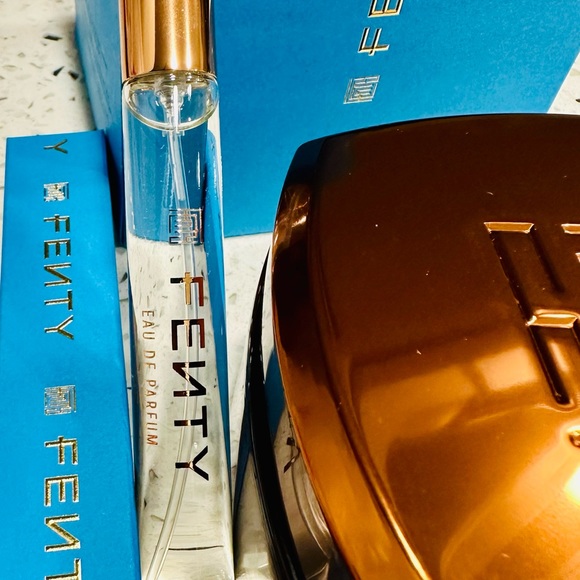 FENTY EAU DE PARFUM TRAVEL SPRAY & PARFUM BODY CRÈME Duo Bundle Set - Picture 3 of 9
